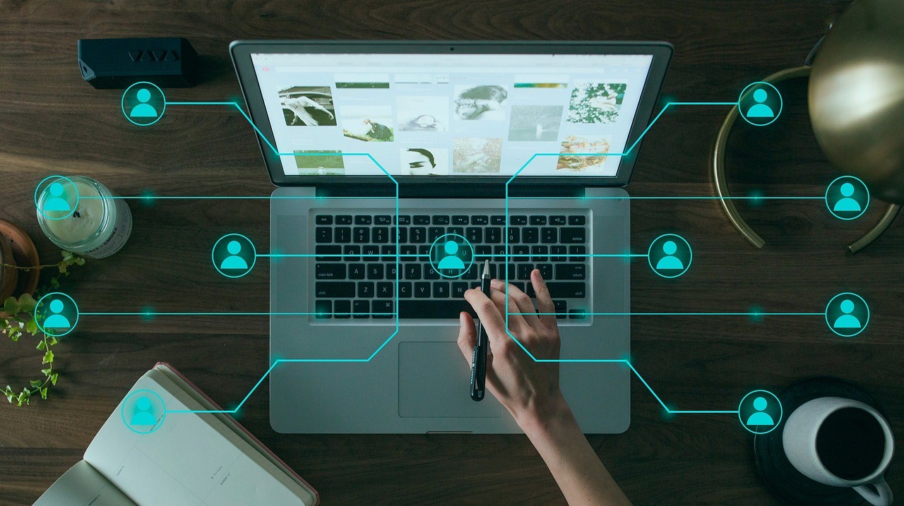 Les CRM incontournables de 2025: Ne manquez pas ces pépites!